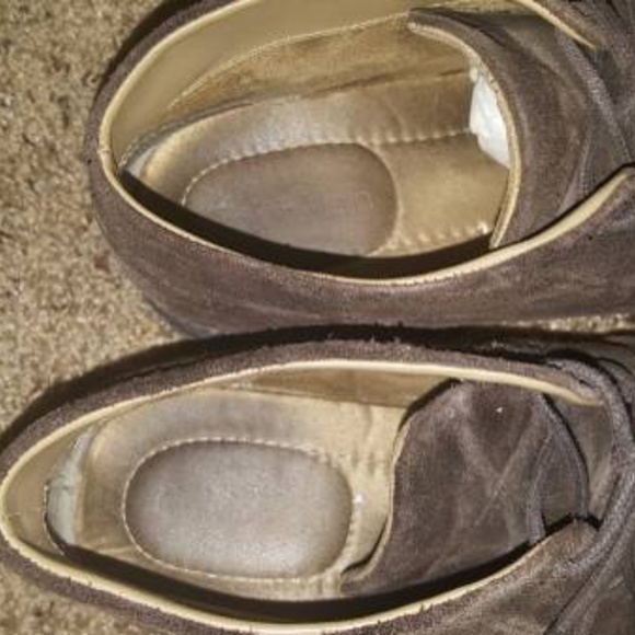 Calvin Klein Men's Brown Chukka Boots - Picture 3 of 7